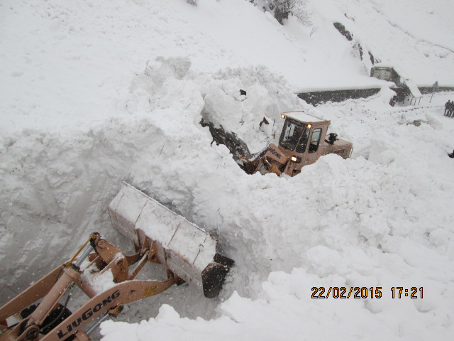 irssvyazyvaettragicheskoedtpnaavtodorogedushanbe-chanaksupryamstvomvoditeley