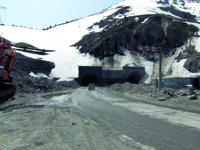 irszhaluetsyanaignorirovaniivoditelyamiustanovlennyhpravilperesecheniyatonnelyaistiklol