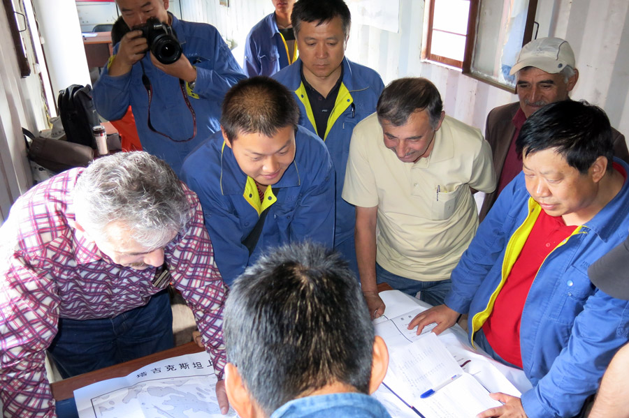 kitayskayatveadushanbegornayapromyshlennostishchetzolotovtadzhikistane