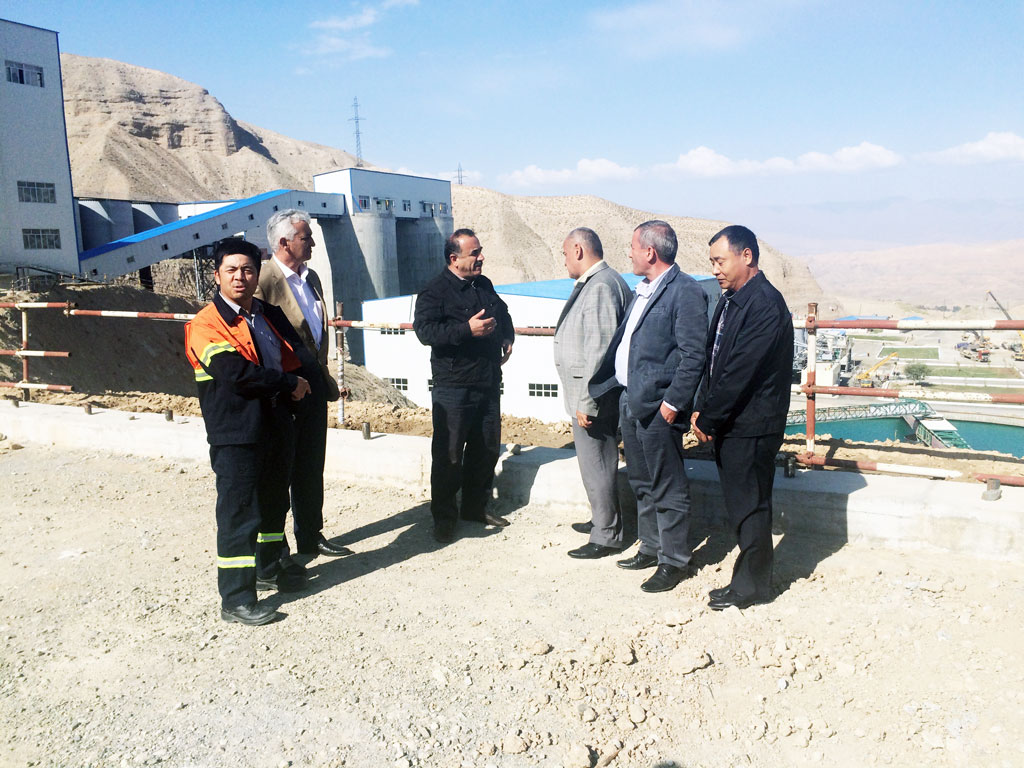 kitayskiegeologiprodolzhayutpoiskzolotanamestorozhdeniihirshona