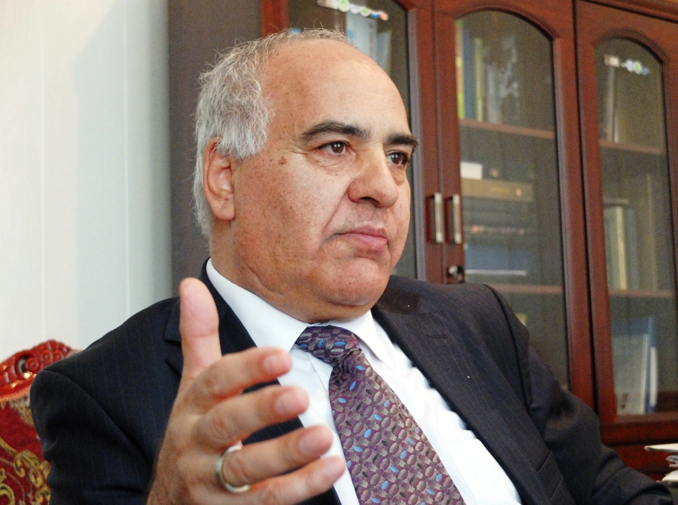 mahmadshoilolovnapervuyu_0