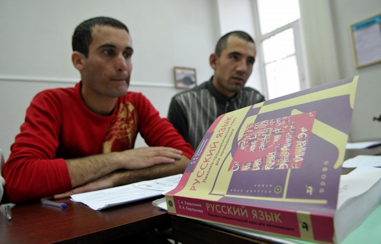 migrantamnadootvetitvsegolishna40voprosov