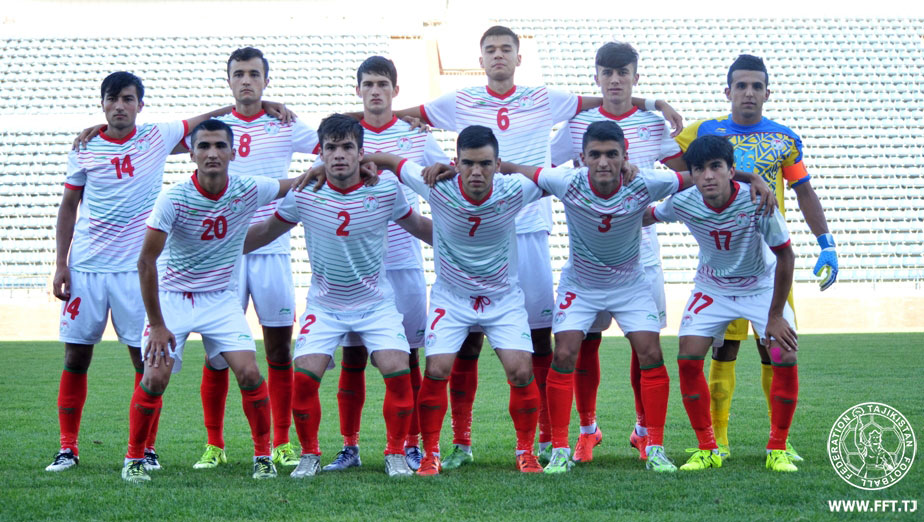 molodyetadzhikskiefutbolisty