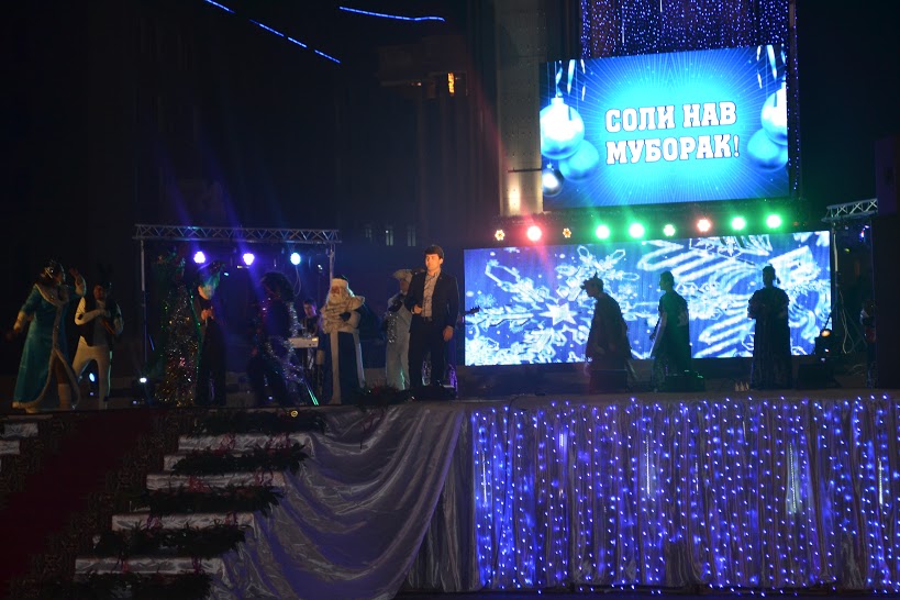 novogodniykoncertnaploshchadidustivcentredushanbe8
