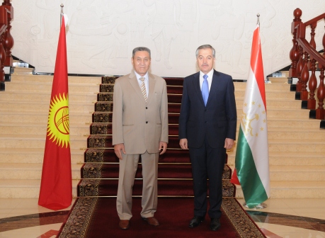 Novyy_posol_Kyrgyzstana_v_Tadzhikistane_podcherknul_vazhnost_resheniya_prigranichnyh_voprosov