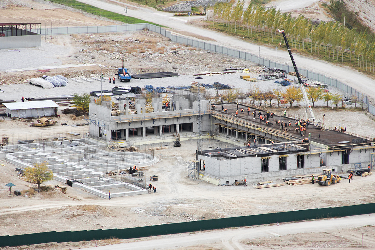 obemvlozheniyvstroitelstvokampusaucavhorogedostig944mln