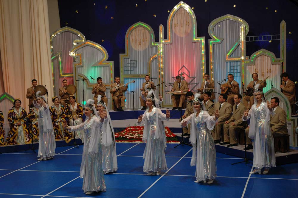 otkrylsyafestival-simpozshchiumshashmakomvdushanbe