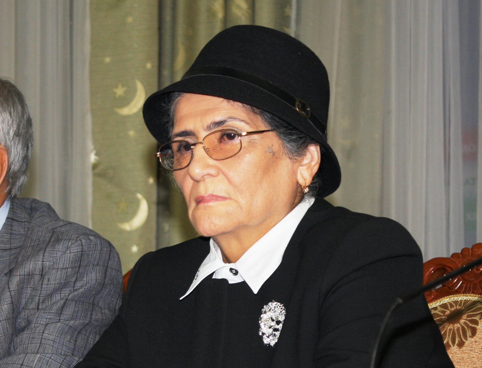 Oynihol_Bobonazarova