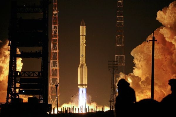 padenieprotonasmeksikanskimsputnikomoboshlosbezrazrusheniy