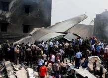 padeniesamoletagerkuless-130vindonezii