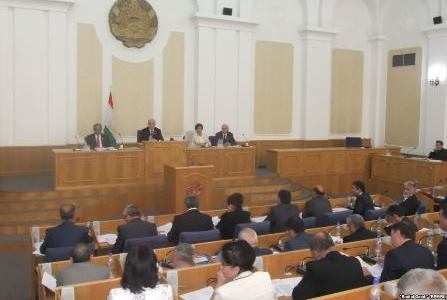 parlament_tadzhikistana_0