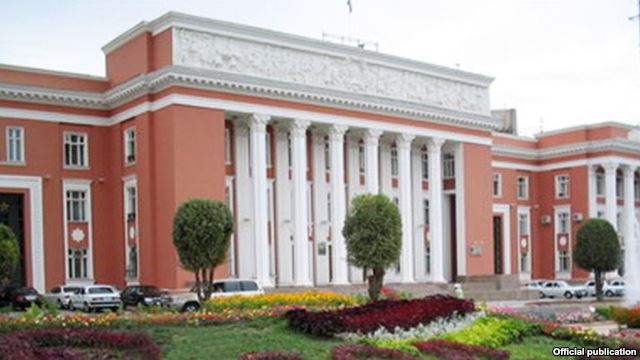 parlament_tadzhikistana_1