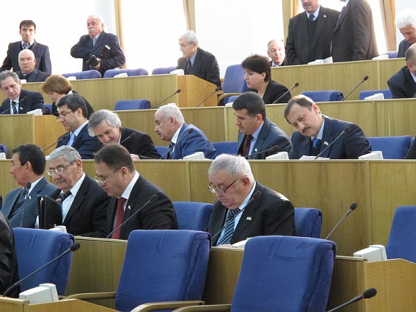 parlamentskie_obsuzhdeniya