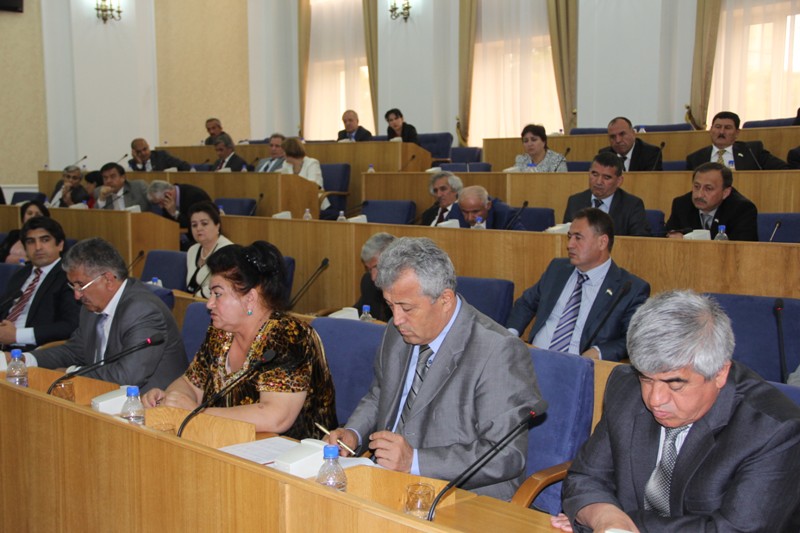 parlamentskoe_obsuzhdenie