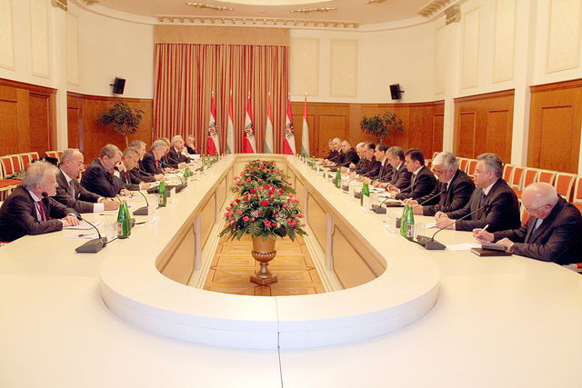 peregovoryvrasshirennomsostave_0