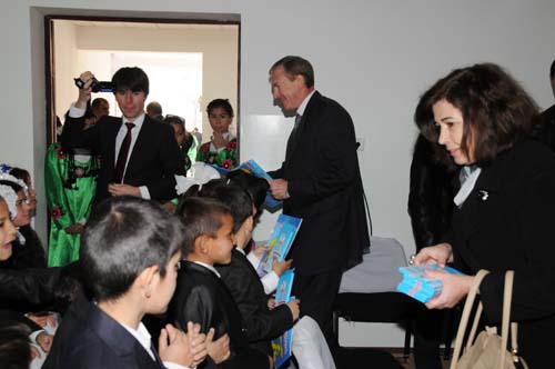 pomoshchdiplomatov_1