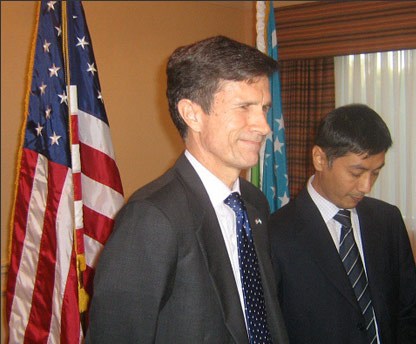 pomoshchnikgossekretaryacsharobertbleyk