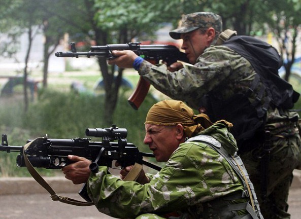 poroshenkovvostochnyhrayonahukrainynahodyatsya11tysrossiyskihvoennosluzhashchih