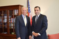 Posol_Tadzhikistana_v_Vashingtone