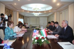 posolsshaamerikanskiybizneszainteresovanvtadzhikskomrynke