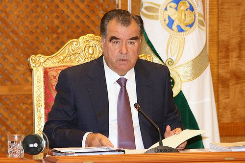 pravitelstvotadzhikistanaodobriloinapravilovparlamentbyudzhetna2015god