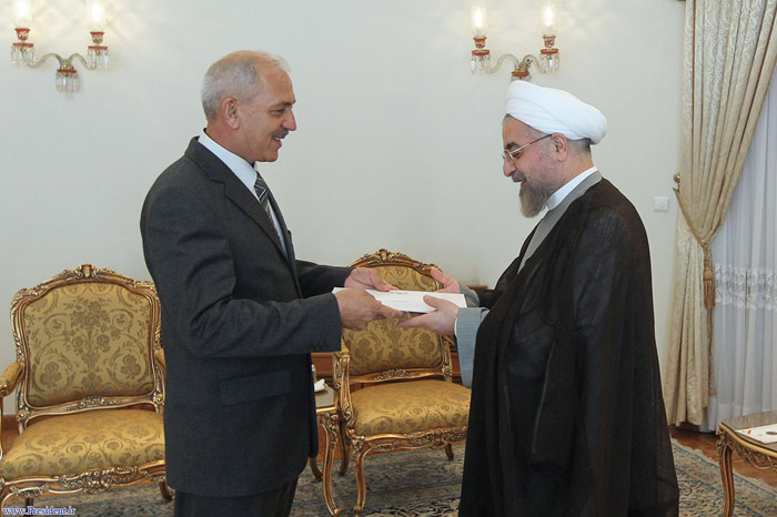 Prezident_Irana_prinyal_posla_Tadzhikistana