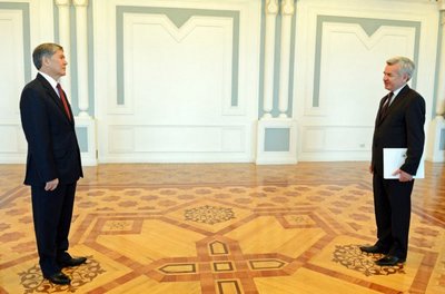 prezidentkyrgyzstanaiposoltadzhikistana