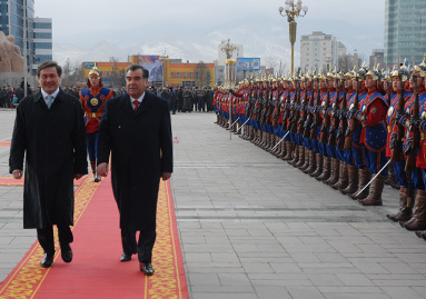 prezidenty_tadzhikistana_i_mongolii