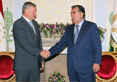 rahmon_i_bordzhyuzha