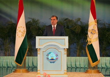 Rahmon_v_Kohi_Vahdat