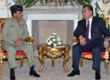 rahmonipakistanskiygeneral_0