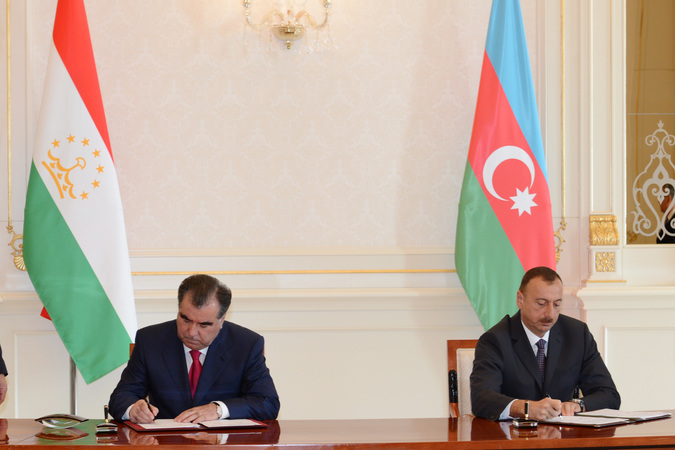 rahmonpodpisyvaetdokument