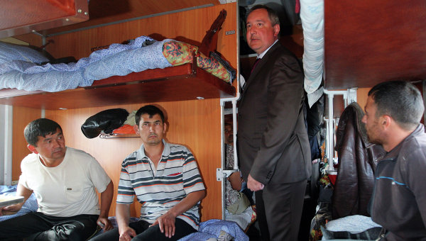 rogozinvtadzhikompoezde_0