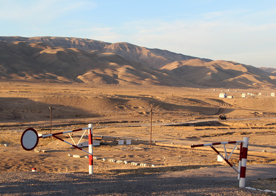 rossiyskievoennyemontiruyutvtadzhikistanenovyykompleksstrelbishchnogooborudovaniya