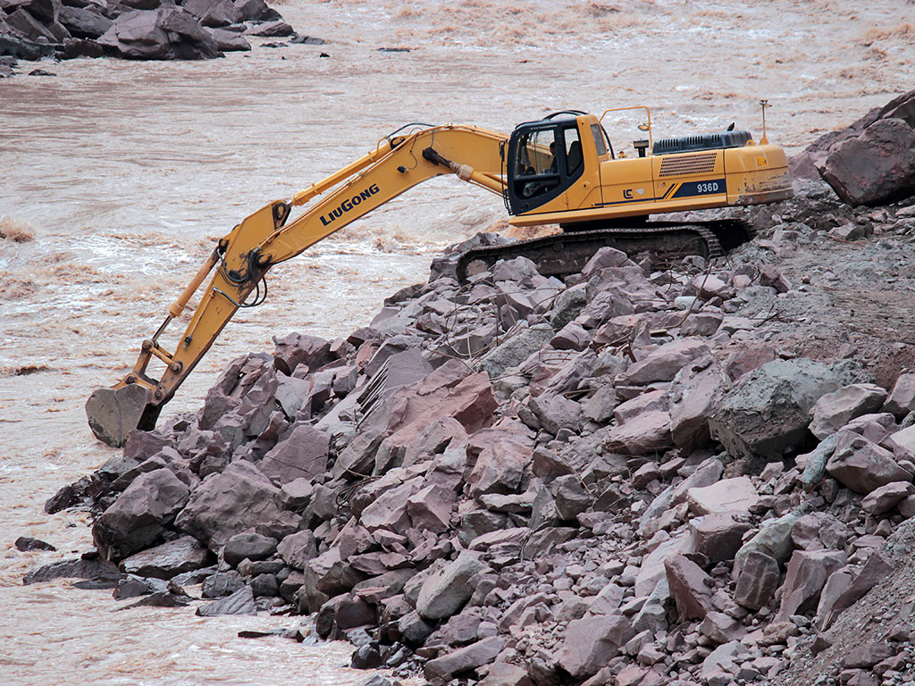 ruslarekivahshdlyavozvedeniyarogunskoyplotinyskoreevsegobudetperekrytv2016godu_0