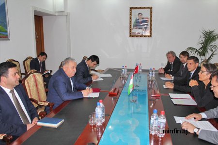 shveycariyavydelyaet625tysdlyavosstanovleniyarazrushennyhvgbaolep