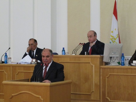 snadzhmiddinovvparlamente_0