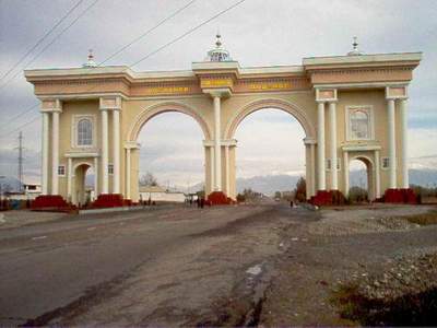 so-storony-kurgan-tyube