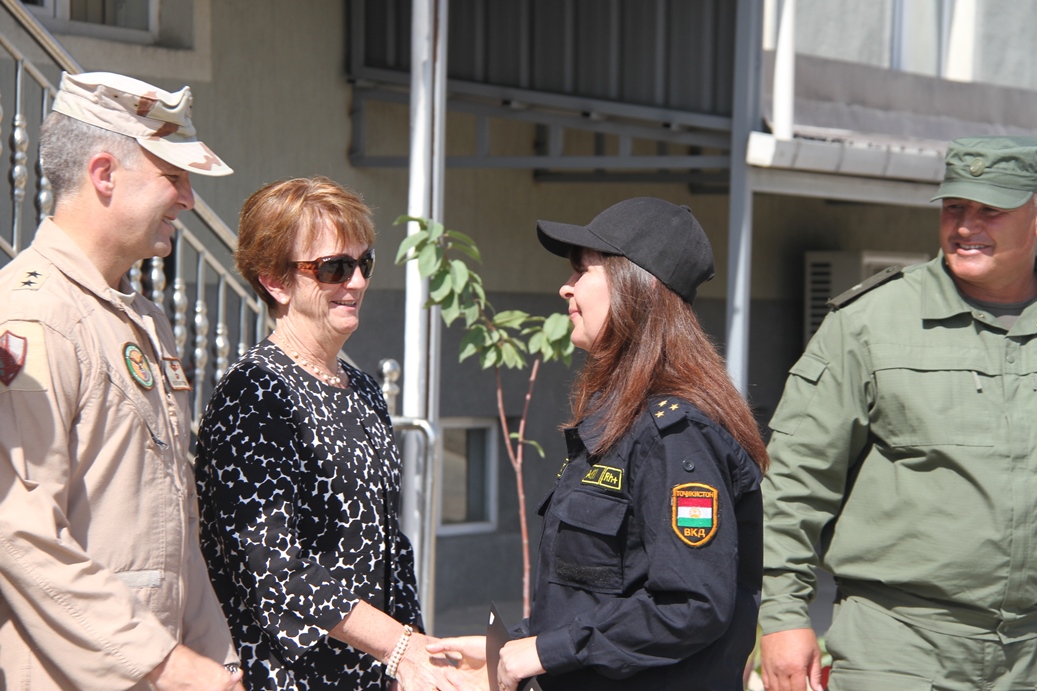 sshaperedalitadzhikskomuomontakticheskoeoborudovanie