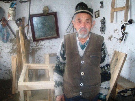 starik-remeslennik_0