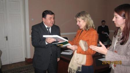 tadzhikistanivsemirnyybankobsudiliperspektivysotrudnichestvavagrarnomsektore