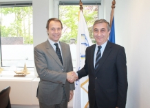 tadzhikistannalazhivaetsotrudnichestvoseurochambres_0