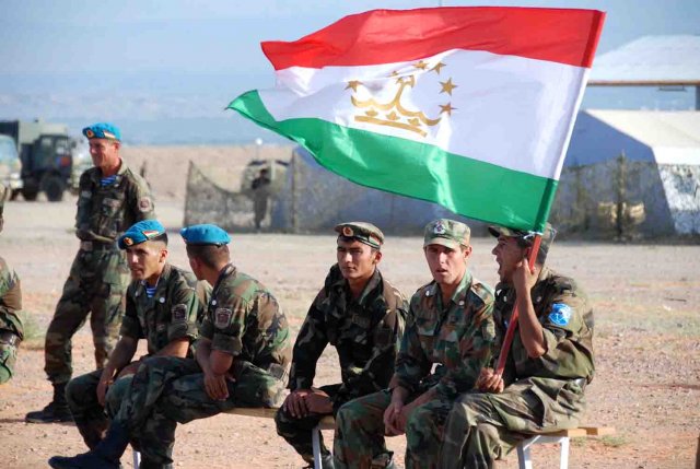 tadzhikskayanaconalnayaarmiya_1