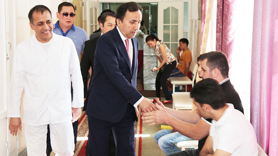 tadzhikskikvrachiotkrylivmoskvemedicinskiycentr