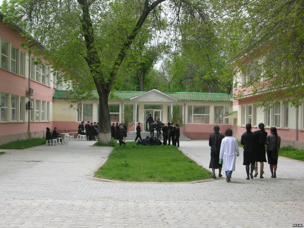 tadzhiksko-turckieliciepereobrazuyutsya