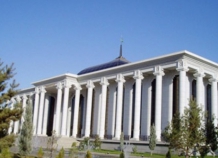 turkmenistanparliament0302101