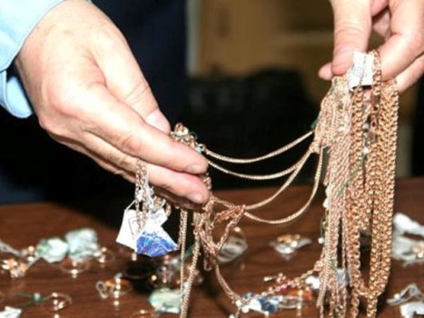 ubiystvoyuvelirovnapervuyu_0