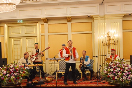 V_dvuh_shagah_ot_Kremlya_otprazdnovali_Den_nezavisimosti_Tadzhikistana