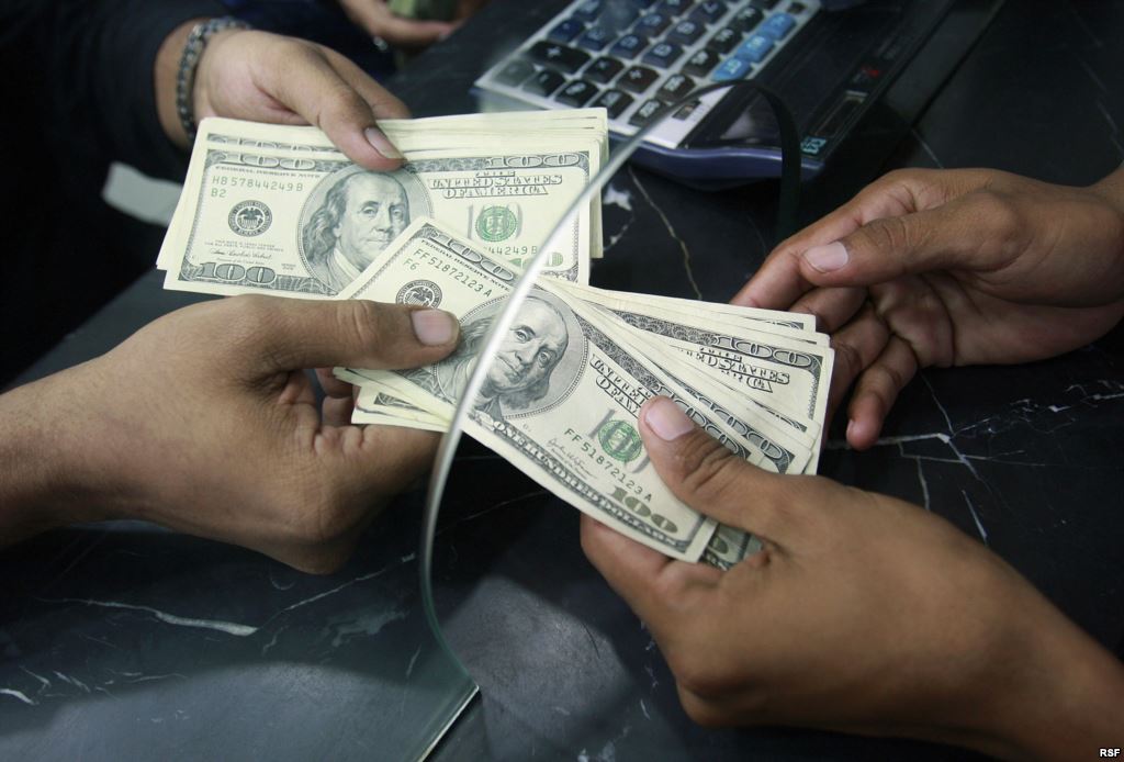 vbsrednyayavelichinadenezhnyhperevodovvtadzhikistansokratilas_0