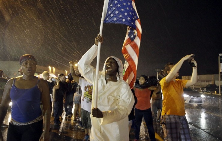 vchikagonachalisprotestyprotivubiystvapoliceyskimiafroamerikancev